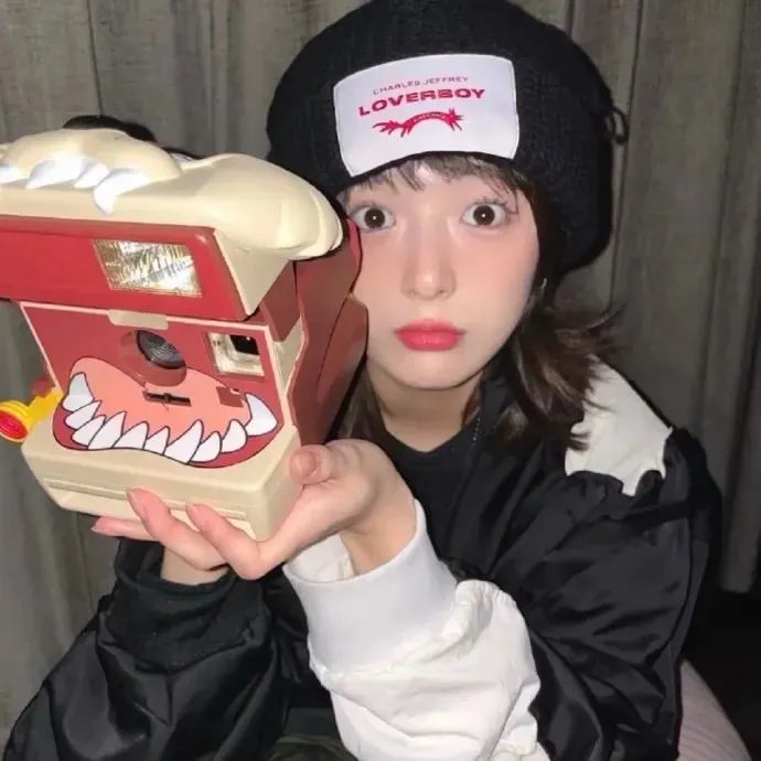 美女与液体人