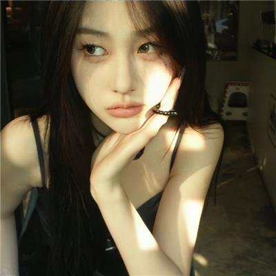 沉默不语的顾小姐